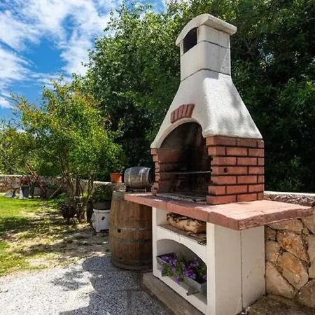 Modern In With Air Conditioning